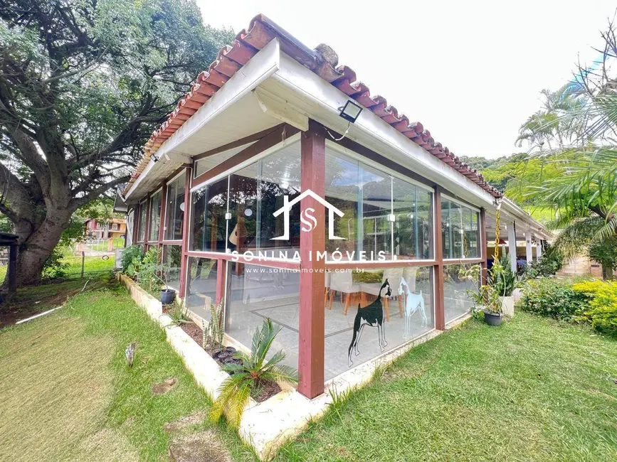 Foto 1 de Chácara com 3 quartos à venda, 1200m2 em Serrinha, Braganca Paulista - SP