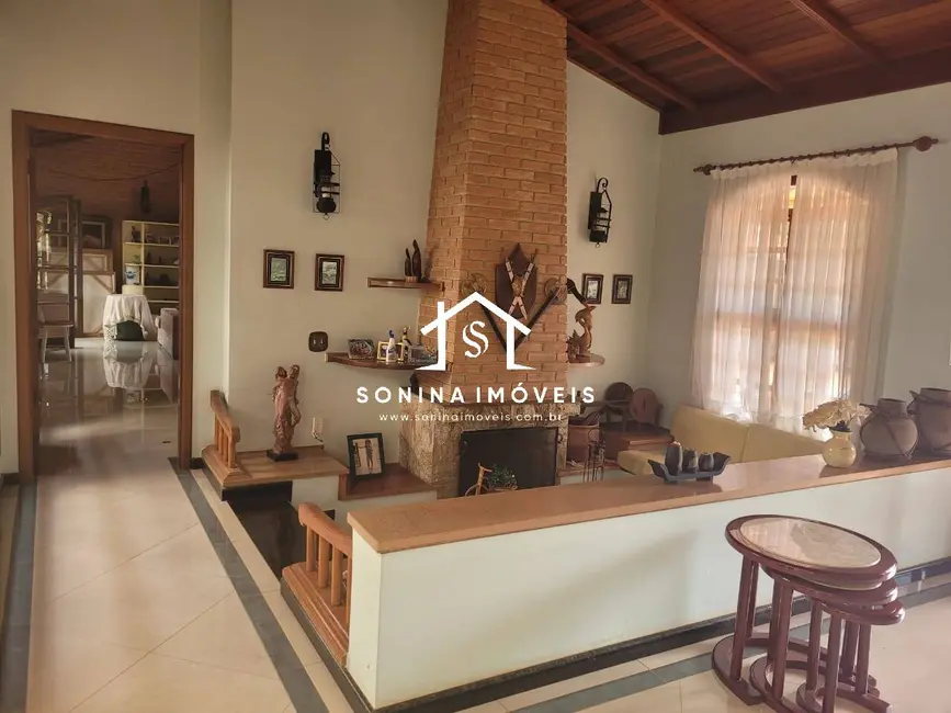 Foto 4 de Casa com 4 quartos à venda, 300m2 em Recanto Amapola, Braganca Paulista - SP