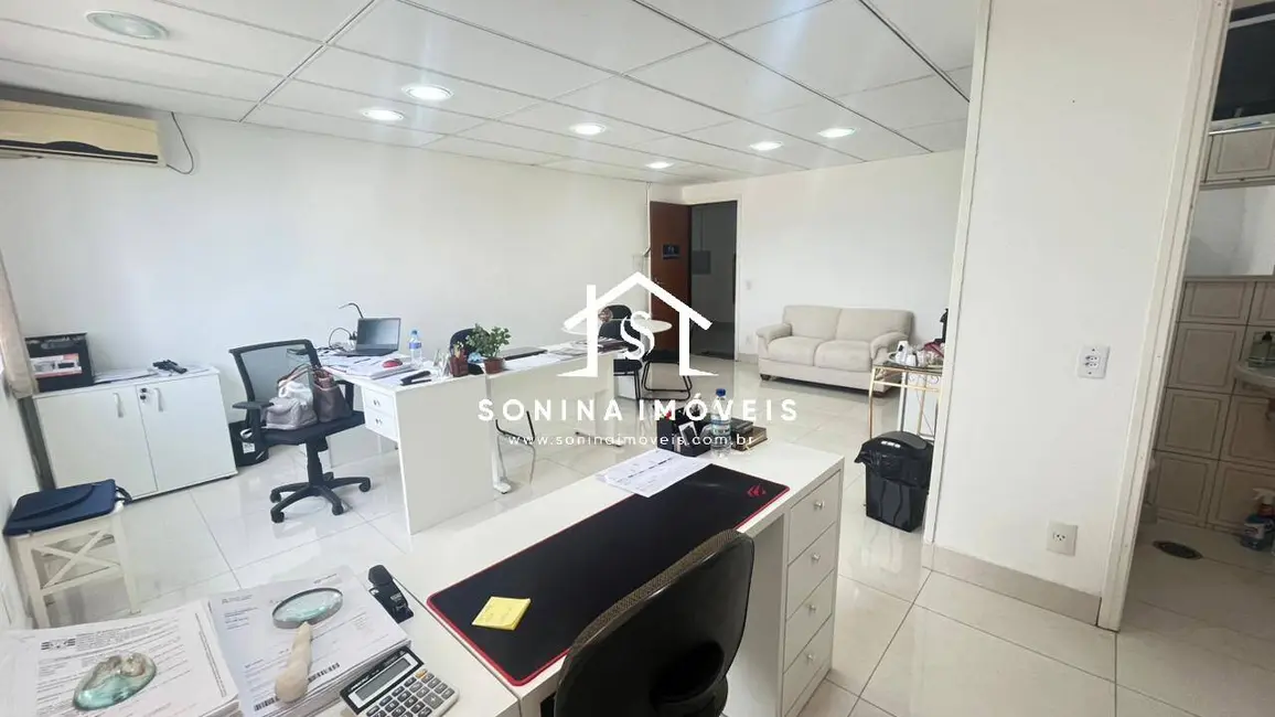 Foto 3 de Sala Comercial para alugar, 38m2 em Centro, Atibaia - SP