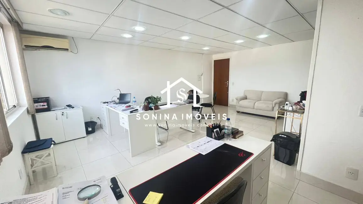 Foto 4 de Sala Comercial para alugar, 38m2 em Centro, Atibaia - SP