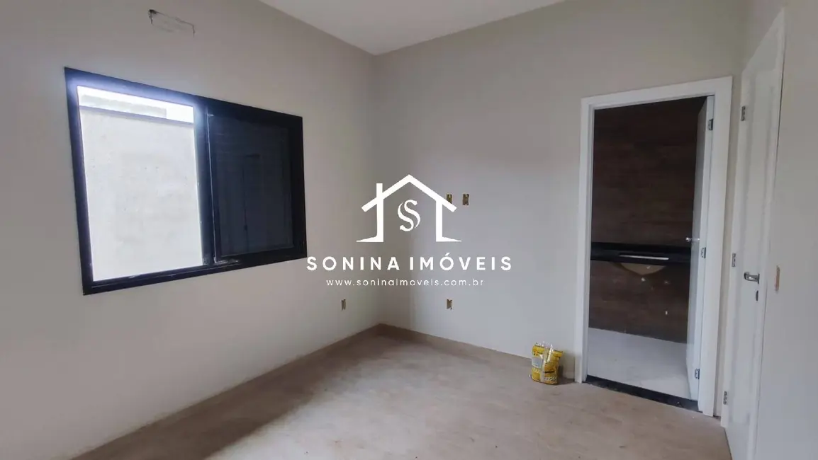 Foto 9 de Casa com 3 quartos à venda, 170m2 em Atibaia - SP