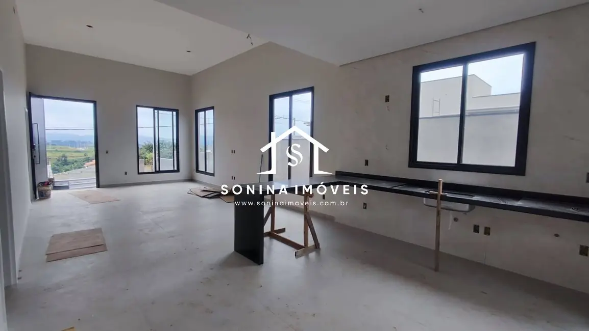 Foto 6 de Casa com 3 quartos à venda, 170m2 em Atibaia - SP