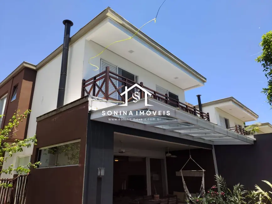 Foto 2 de Casa com 4 quartos à venda, 350m2 em Sao Sebastiao - SP