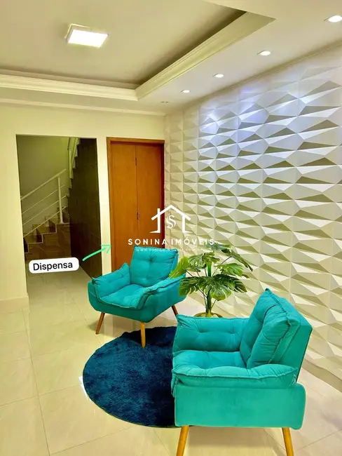 Foto 1 de Casa com 4 quartos à venda, 175m2 em Nova Cerejeira, Atibaia - SP