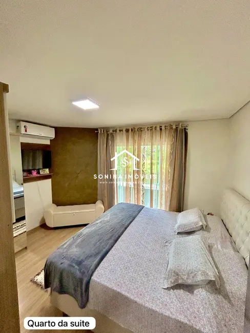 Foto 7 de Casa com 4 quartos à venda, 175m2 em Nova Cerejeira, Atibaia - SP