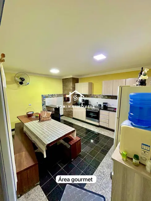 Foto 2 de Casa com 4 quartos à venda, 175m2 em Nova Cerejeira, Atibaia - SP