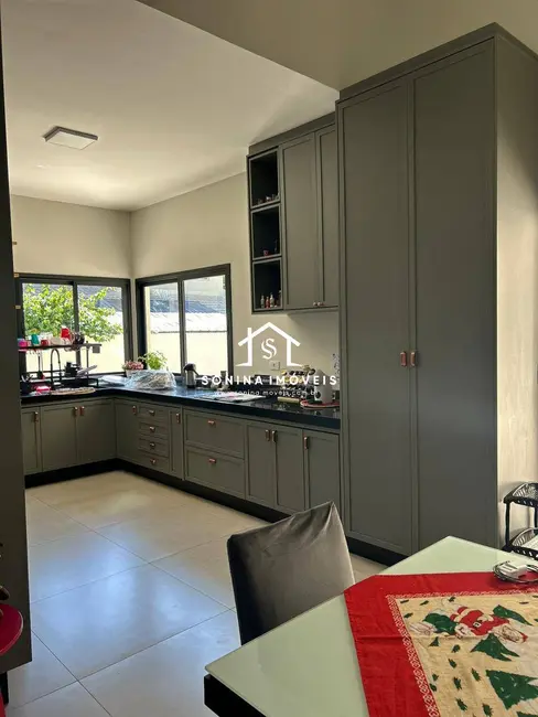 Foto 5 de Casa com 3 quartos à venda, 760m2 em Condomínio Residencial Shamballa I, Atibaia - SP