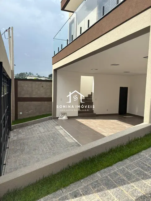 Foto 4 de Casa com 3 quartos à venda, 386m2 em Atibaia - SP