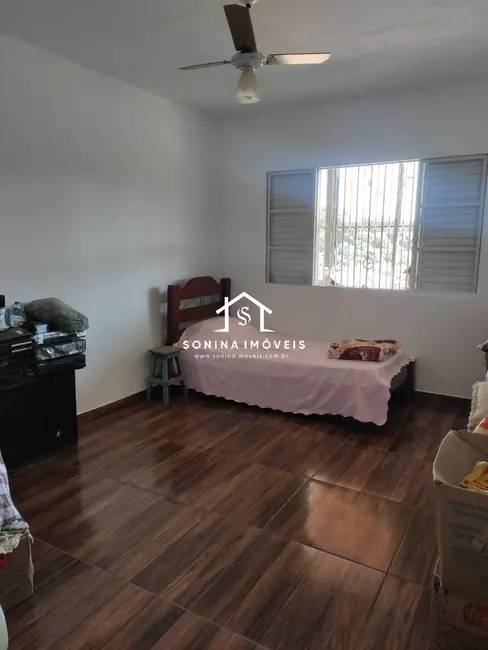 Foto 6 de Casa com 3 quartos à venda, 1000m2 em Jardim Estância Brasil, Atibaia - SP