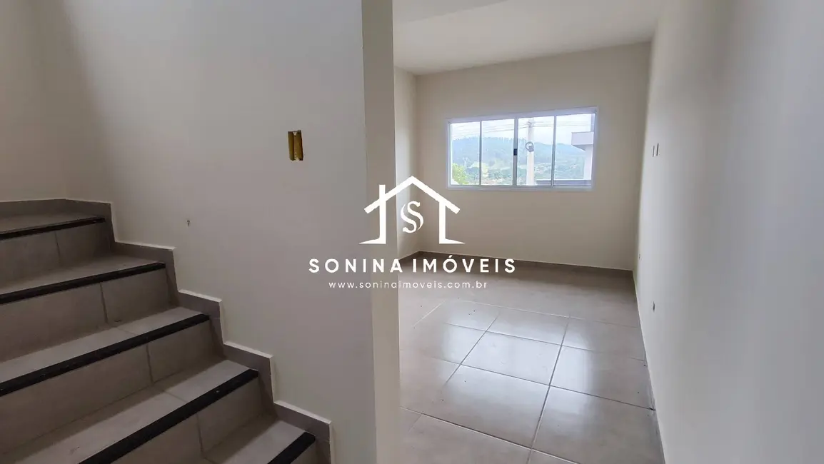 Foto 8 de Casa com 2 quartos à venda, 70m2 em Vila Santa Helena, Atibaia - SP