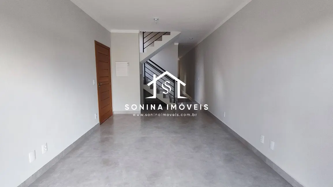 Casa com 3 quartos à venda, 128m2 em Jardim do Lago, Atibaia - SP - imagem 5 Foto 5 de Casa com 3 quartos à venda, 128m2 em Jardim do Lago, Atibaia - SP