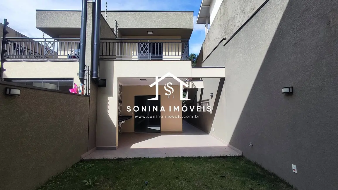 Casa com 3 quartos à venda, 128m2 em Jardim do Lago, Atibaia - SP - imagem 1 Foto 1 de Casa com 3 quartos à venda, 128m2 em Jardim do Lago, Atibaia - SP