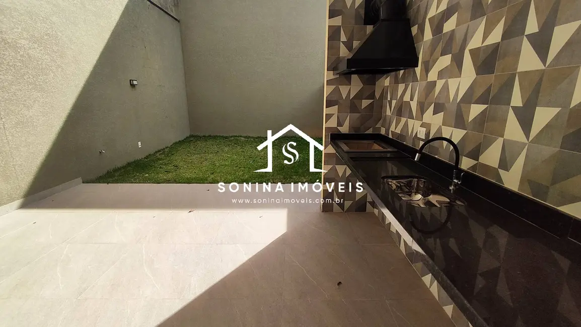 Casa com 3 quartos à venda, 128m2 em Jardim do Lago, Atibaia - SP - imagem 9 Foto 9 de Casa com 3 quartos à venda, 128m2 em Jardim do Lago, Atibaia - SP