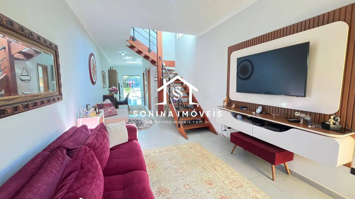 Foto 1 de Casa com 3 quartos à venda, 122m2 em Alvinópolis, Atibaia - SP