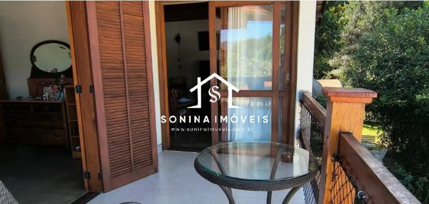 Foto 8 de Casa com 3 quartos à venda, 924m2 em Retiro das Fontes, Atibaia - SP