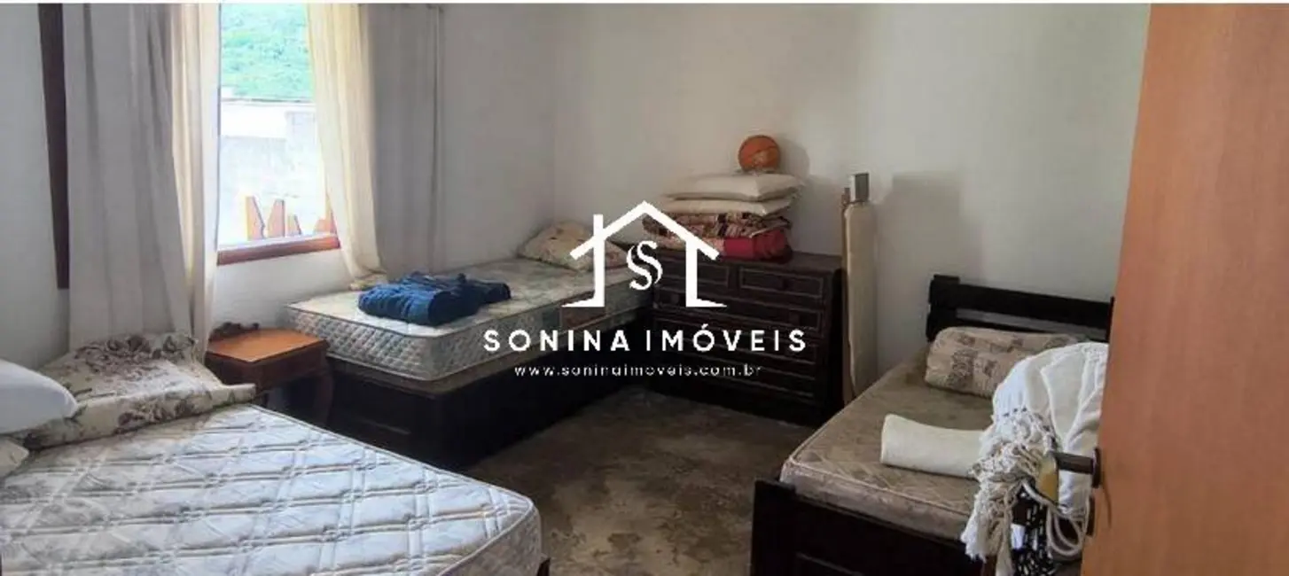 Foto 6 de Casa com 3 quartos à venda, 924m2 em Retiro das Fontes, Atibaia - SP
