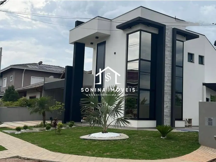 Foto 3 de Casa com 3 quartos à venda, 323m2 em Condomínio Altos da Floresta, Atibaia - SP