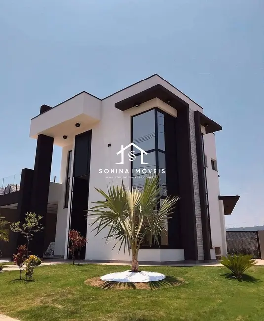 Foto 2 de Casa com 3 quartos à venda, 323m2 em Condomínio Altos da Floresta, Atibaia - SP