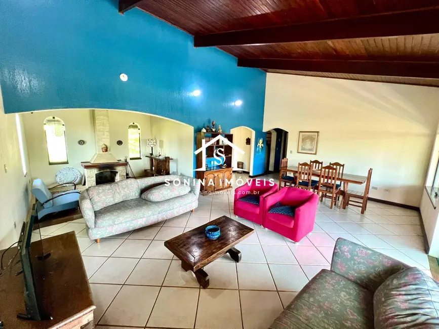 Casa com 5 quartos à venda, 1000m2 em Piracaia - SP - imagem 4 Foto 4 de Casa com 5 quartos à venda, 1000m2 em Piracaia - SP
