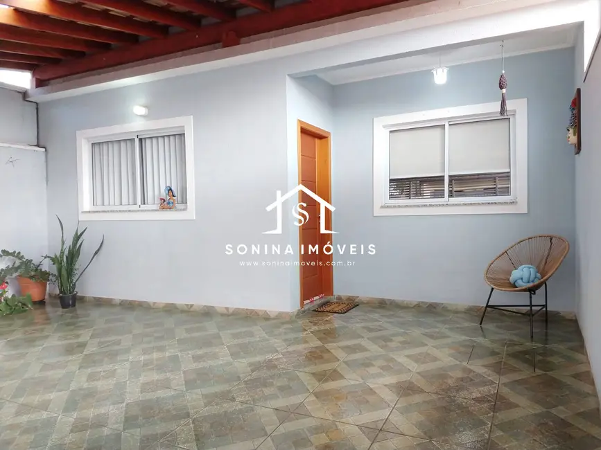 Casa com 3 quartos à venda, 147m2 em Atibaia - SP - imagem 2 Foto 2 de Casa com 3 quartos à venda, 147m2 em Atibaia - SP