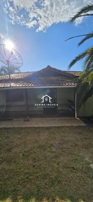 Chácara com 2 quartos à venda, 1000m2 em Loteamento Village de Atibaia, Atibaia - SP - imagem 4 Foto 4 de Chácara com 2 quartos à venda, 1000m2 em Loteamento Village de Atibaia, Atibaia - SP