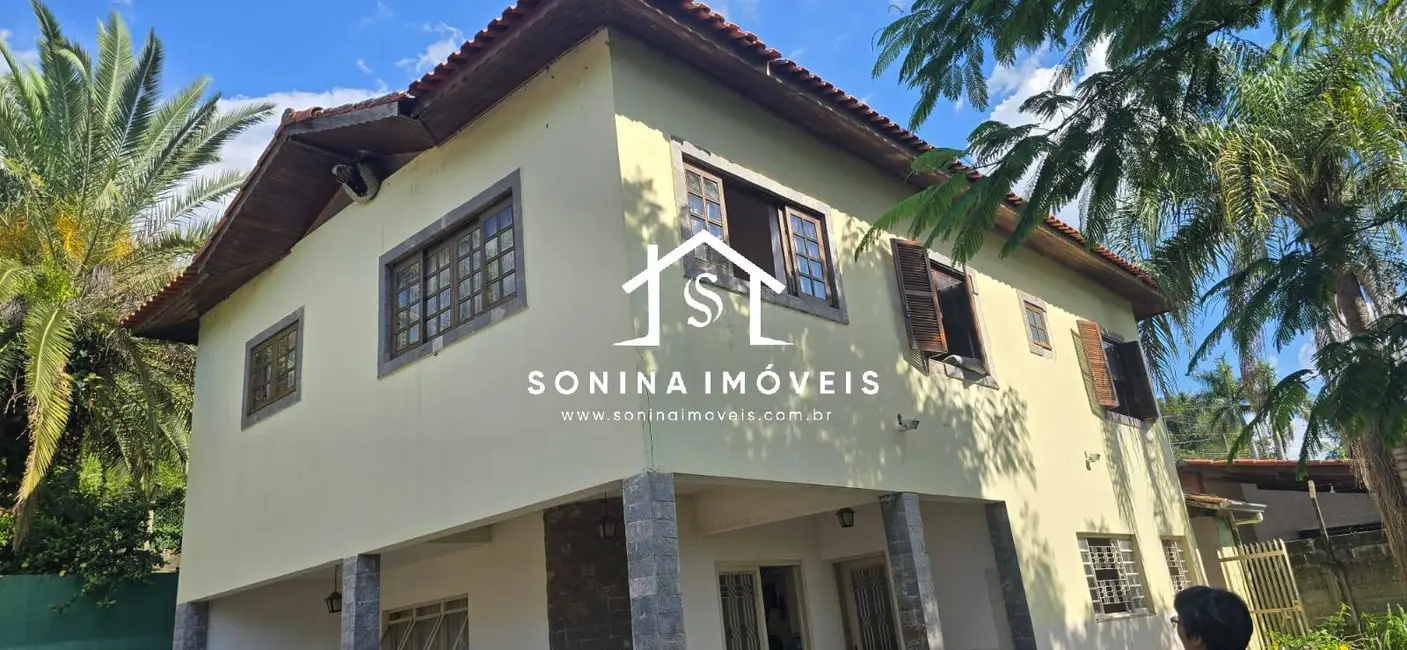 Chácara com 2 quartos à venda, 1000m2 em Loteamento Village de Atibaia, Atibaia - SP - imagem 1 Foto 1 de Chácara com 2 quartos à venda, 1000m2 em Loteamento Village de Atibaia, Atibaia - SP