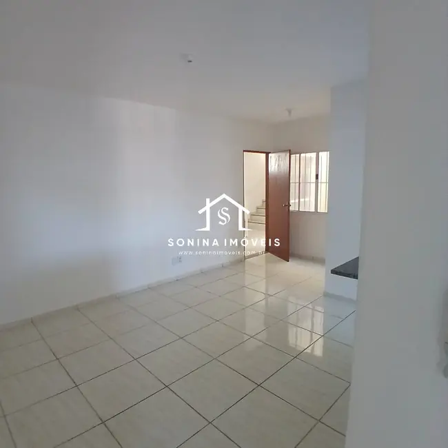 Apartamento com 2 quartos para alugar, 59m2 em Chácara Parque São Pedro, Atibaia - SP - imagem 2 Foto 2 de Apartamento com 2 quartos para alugar, 59m2 em Chácara Parque São Pedro, Atibaia - SP