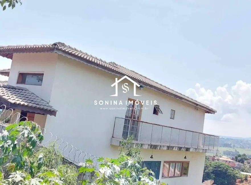 Foto 2 de Casa com 4 quartos à venda, 452m2 em Bom Jesus Dos Perdoes - SP