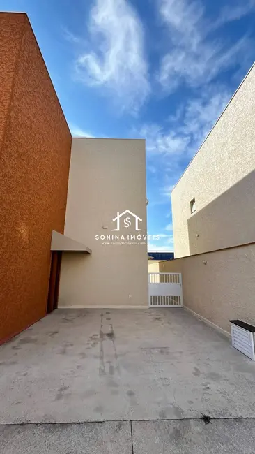 Foto 5 de Casa com 3 quartos à venda, 150m2 em Jardim Terceiro Centenário, Atibaia - SP