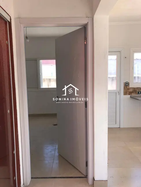 Foto 9 de Casa com 2 quartos à venda, 59m2 em Bom Jesus Dos Perdoes - SP