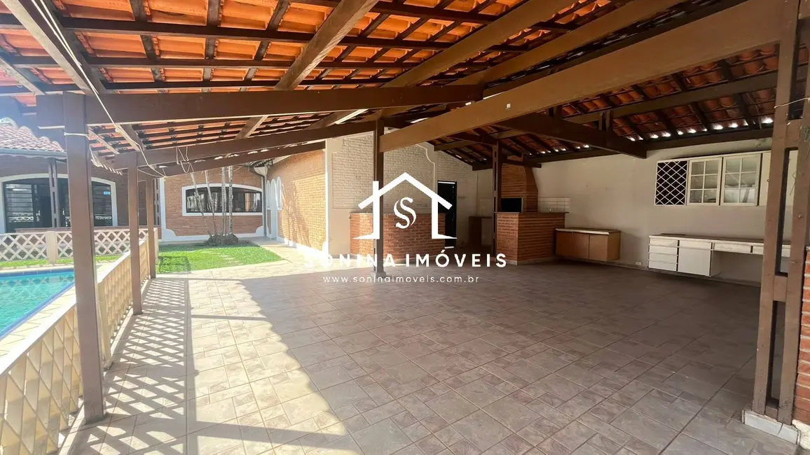 Casa com 4 quartos à venda, 1000m2 em Vila Esperia ou Giglio, Atibaia - SP - imagem 9 Foto 9 de Casa com 4 quartos à venda, 1000m2 em Vila Esperia ou Giglio, Atibaia - SP