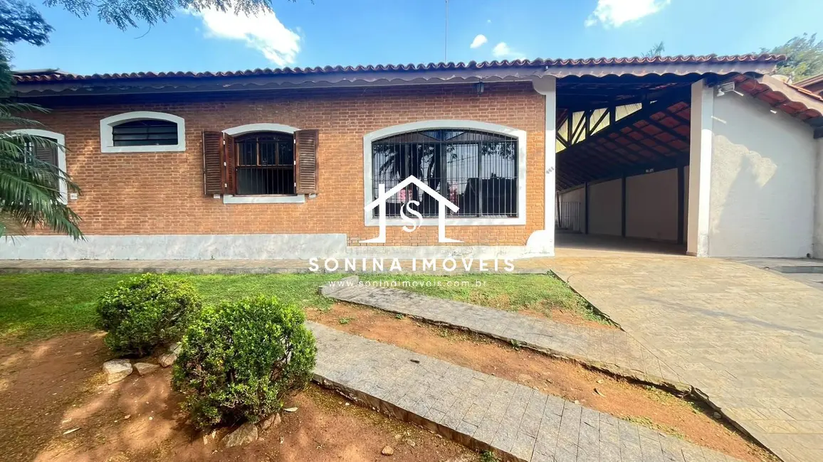 Casa com 4 quartos à venda, 1000m2 em Vila Esperia ou Giglio, Atibaia - SP - imagem 4 Foto 4 de Casa com 4 quartos à venda, 1000m2 em Vila Esperia ou Giglio, Atibaia - SP