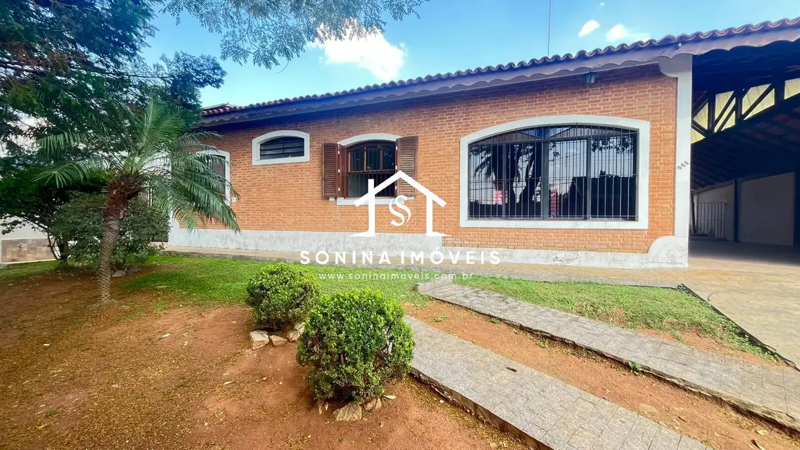 Casa com 4 quartos à venda, 1000m2 em Vila Esperia ou Giglio, Atibaia - SP - imagem 5 Foto 5 de Casa com 4 quartos à venda, 1000m2 em Vila Esperia ou Giglio, Atibaia - SP
