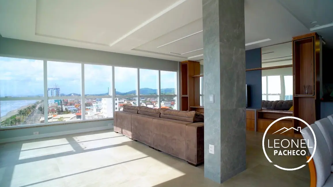 Foto 9 de Apartamento com 4 quartos à venda, 186m2 em Barra Velha - SC