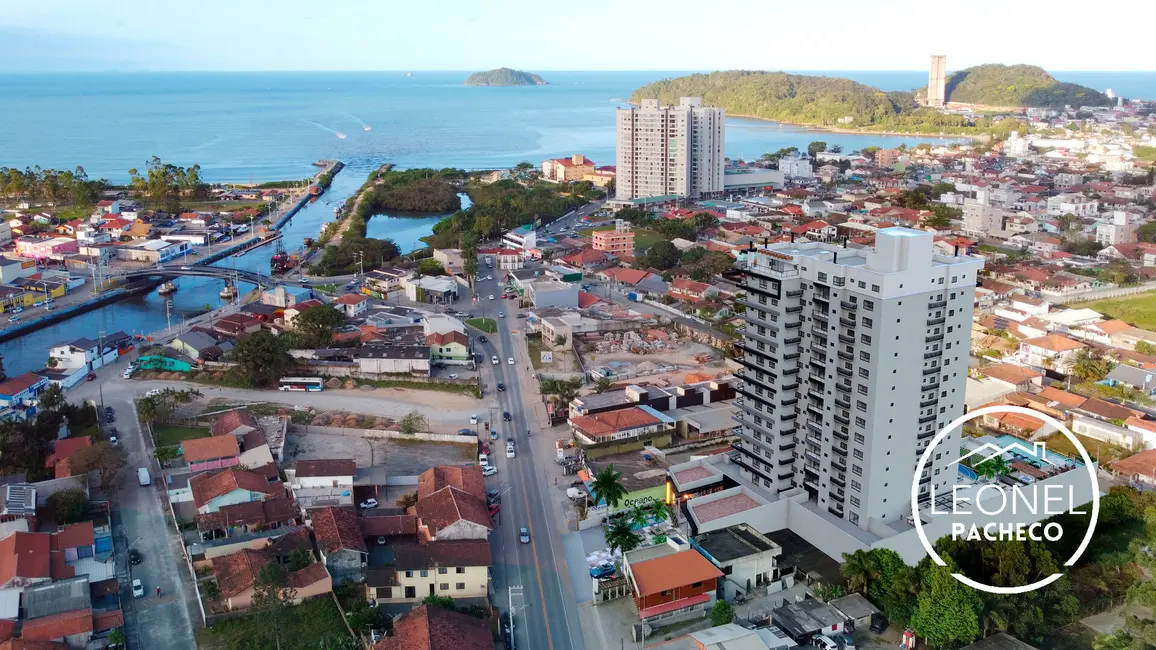 Foto 4 de Apartamento com 2 quartos à venda, 79m2 em Penha - SC