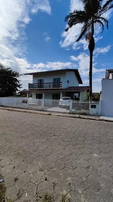 Foto 5 de Sobrado com 6 quartos à venda, 300m2 em Ubatuba, Sao Francisco Do Sul - SC