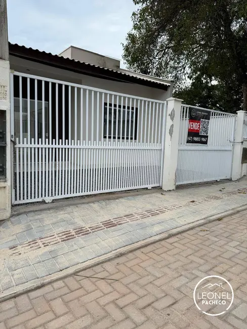 Foto 2 de Casa com 2 quartos à venda, 49m2 em Barra Velha - SC