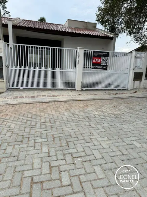 Foto 1 de Casa com 2 quartos à venda, 49m2 em Barra Velha - SC