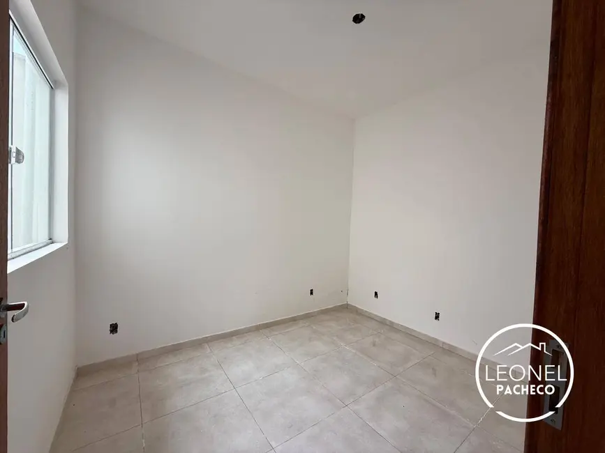 Foto 9 de Casa com 2 quartos à venda, 49m2 em Barra Velha - SC