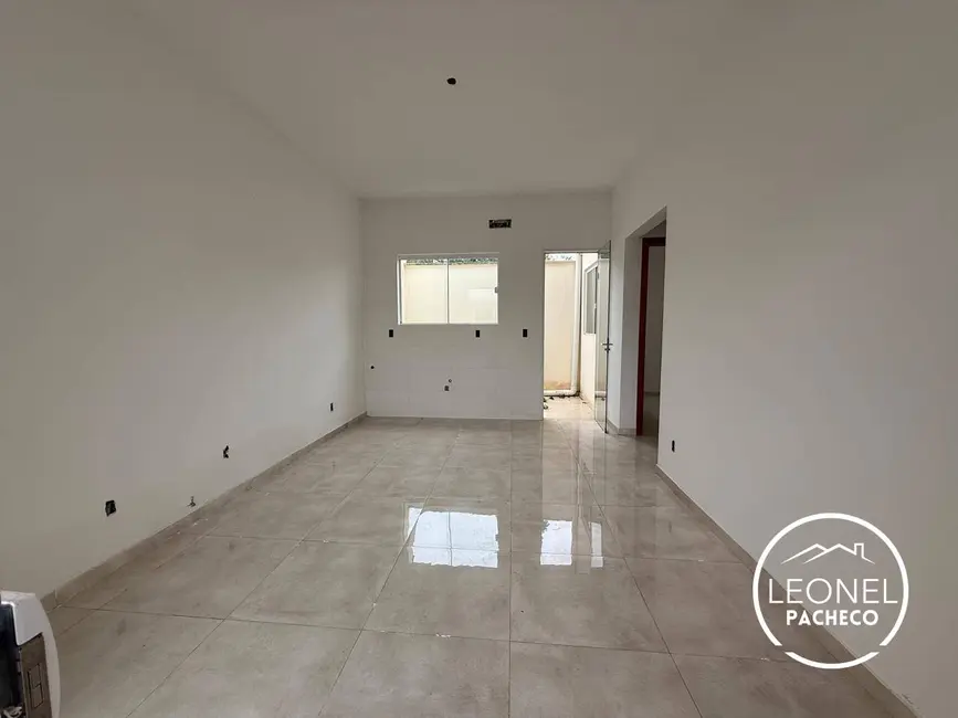 Foto 4 de Casa com 2 quartos à venda, 49m2 em Barra Velha - SC