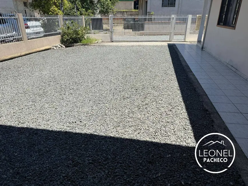 Foto 3 de Casa com 3 quartos à venda, 324m2 em Itinga, Joinville - SC