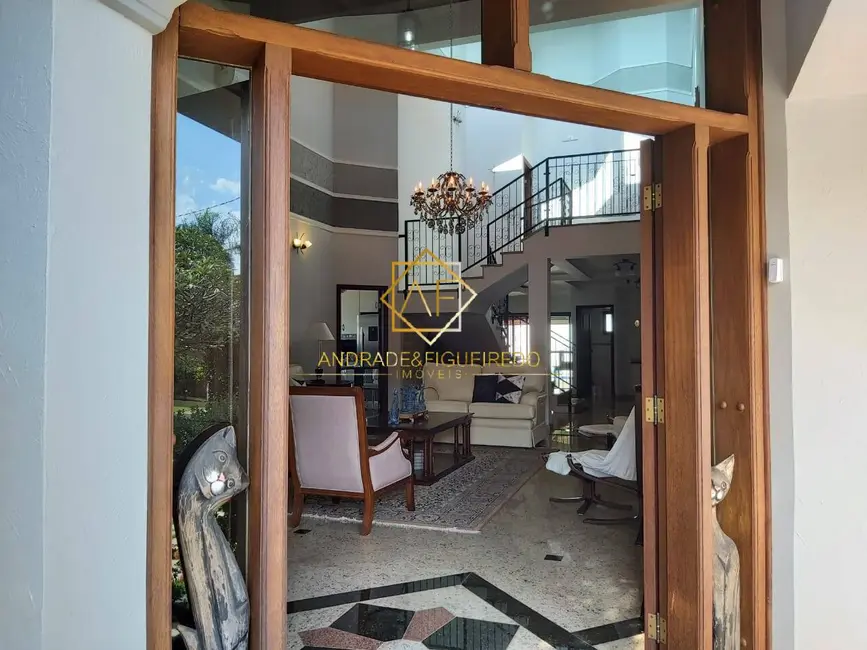 Casa de Condomínio com 5 quartos à venda, 711m2 em Loteamento Residencial Barão do Café, Campinas - SP - imagem 3 Foto 3 de Casa de Condomínio com 5 quartos à venda, 711m2 em Loteamento Residencial Barão do Café, Campinas - SP