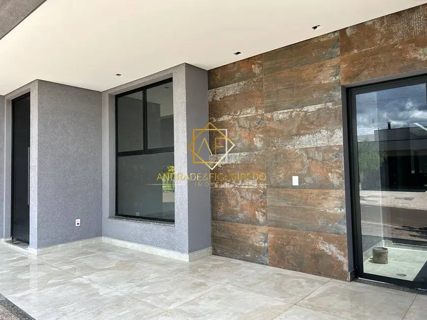 Casa de Condomínio com 3 quartos à venda, 200m2 em Vila Monte Alegre, Paulinia - SP - imagem 3 Foto 3 de Casa de Condomínio com 3 quartos à venda, 200m2 em Vila Monte Alegre, Paulinia - SP