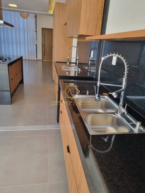 Casa de Condomínio com 3 quartos à venda, 300m2 em Parque Brasil 500, Paulinia - SP - imagem 4 Foto 4 de Casa de Condomínio com 3 quartos à venda, 300m2 em Parque Brasil 500, Paulinia - SP