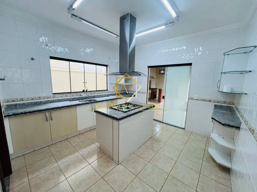 Foto 5 de Casa de Condomínio com 3 quartos à venda, 300m2 em Betel, Paulinia - SP