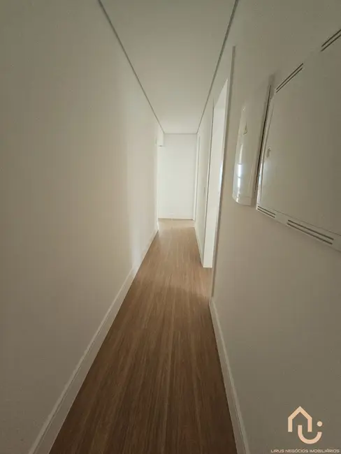 Foto 5 de Apartamento com 4 quartos à venda, 198m2 em Balneario Picarras - SC