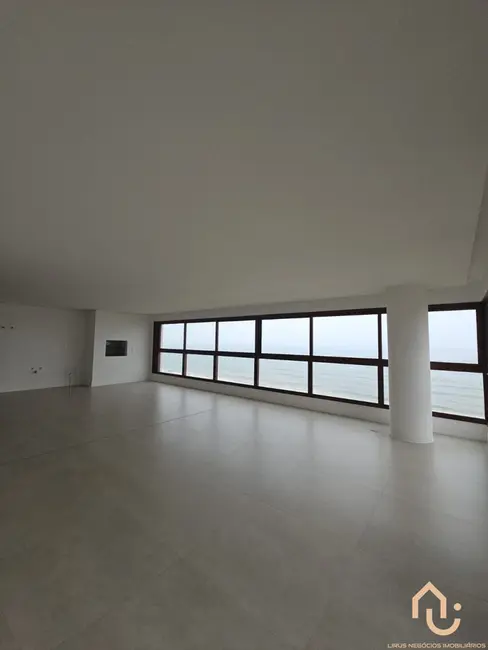 Foto 4 de Apartamento com 4 quartos à venda, 198m2 em Balneario Picarras - SC