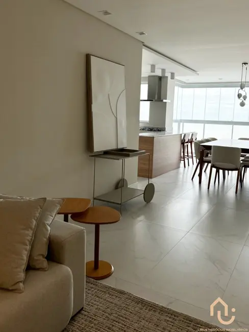 Foto 9 de Apartamento com 3 quartos à venda, 129m2 em Balneario Picarras - SC