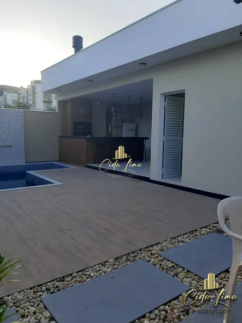 Foto 1 de Casa com 3 quartos à venda, 187m2 em Pedra Branca, Palhoca - SC