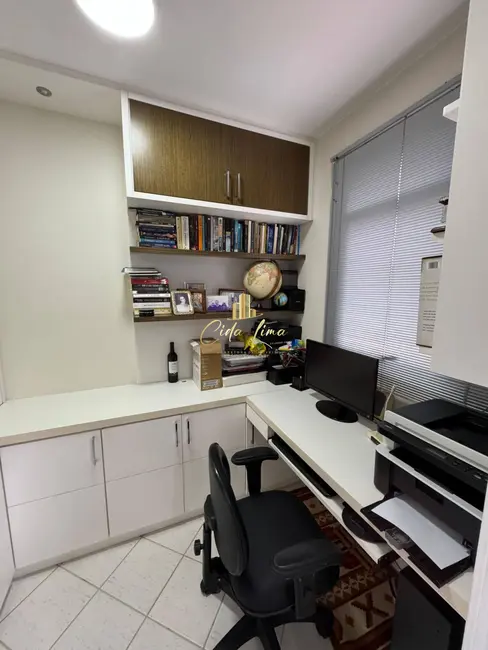 Apartamento com 4 quartos à venda, 154m2 em Centro, Florianopolis - SC - imagem 9 Foto 9 de Apartamento com 4 quartos à venda, 154m2 em Centro, Florianopolis - SC